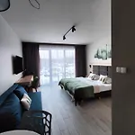 Czarna Gora Ischgl 13 Z Widokiem Na Gory Appartement *
