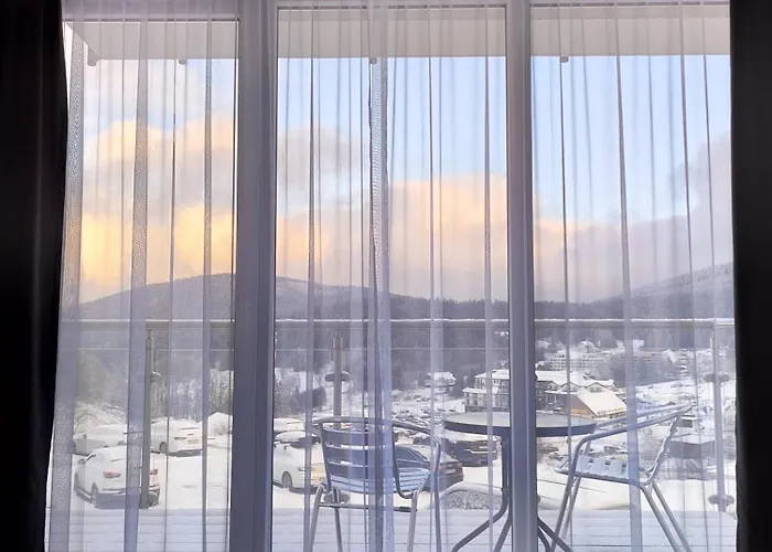 Apartment Czarna Gora Ischgl 13 Z Widokiem Na Gory